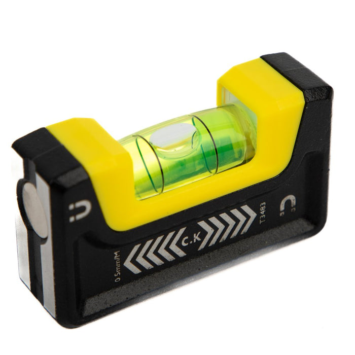 C K T3483 Mini Pocket Level (67 mm)