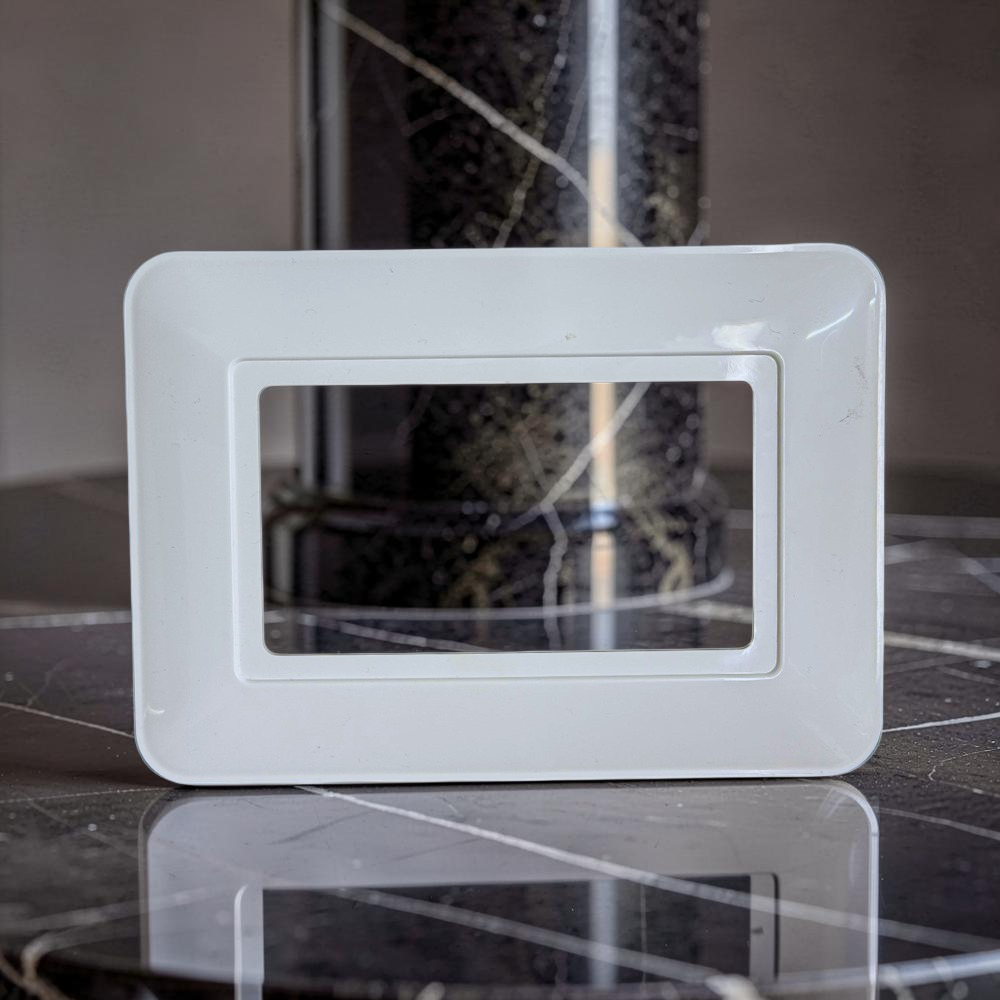 Hilton 2 Gang Rounded Edge Finger Plate / Surround — White