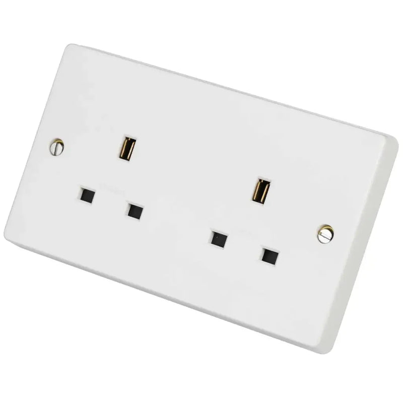 Crabtree 13A Unswitched 1 Gang Socket