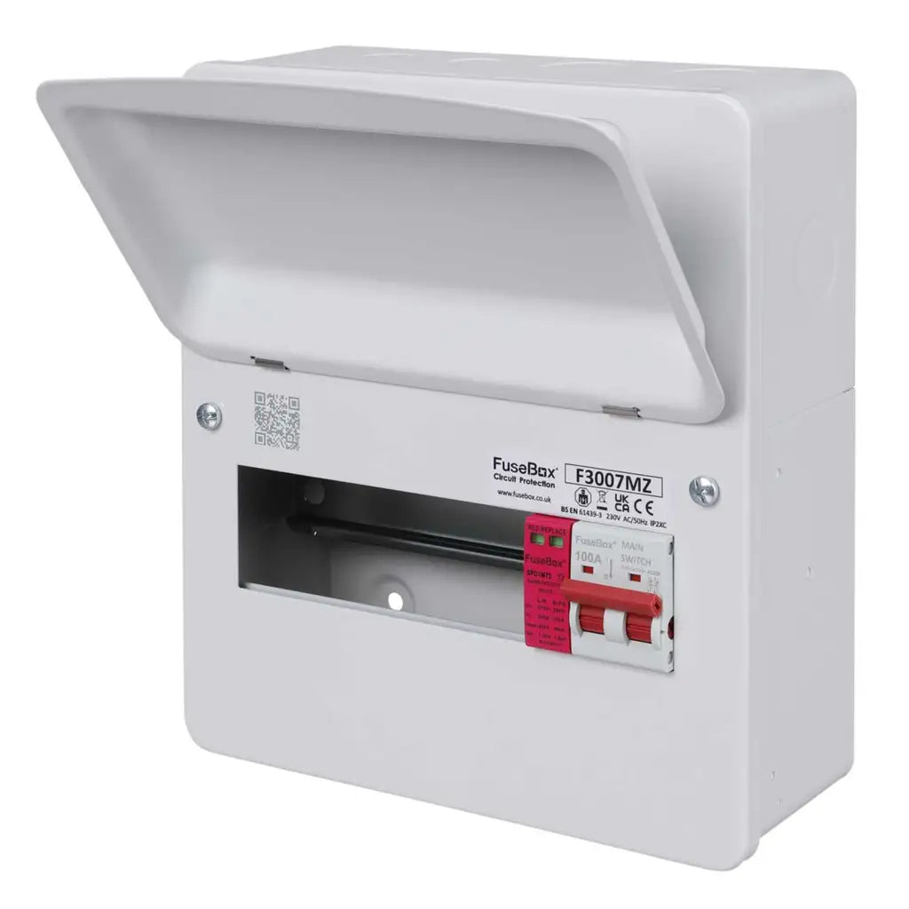 Fusebox 7 Way Consumer Unit with 100A Main Switch F3007MZ