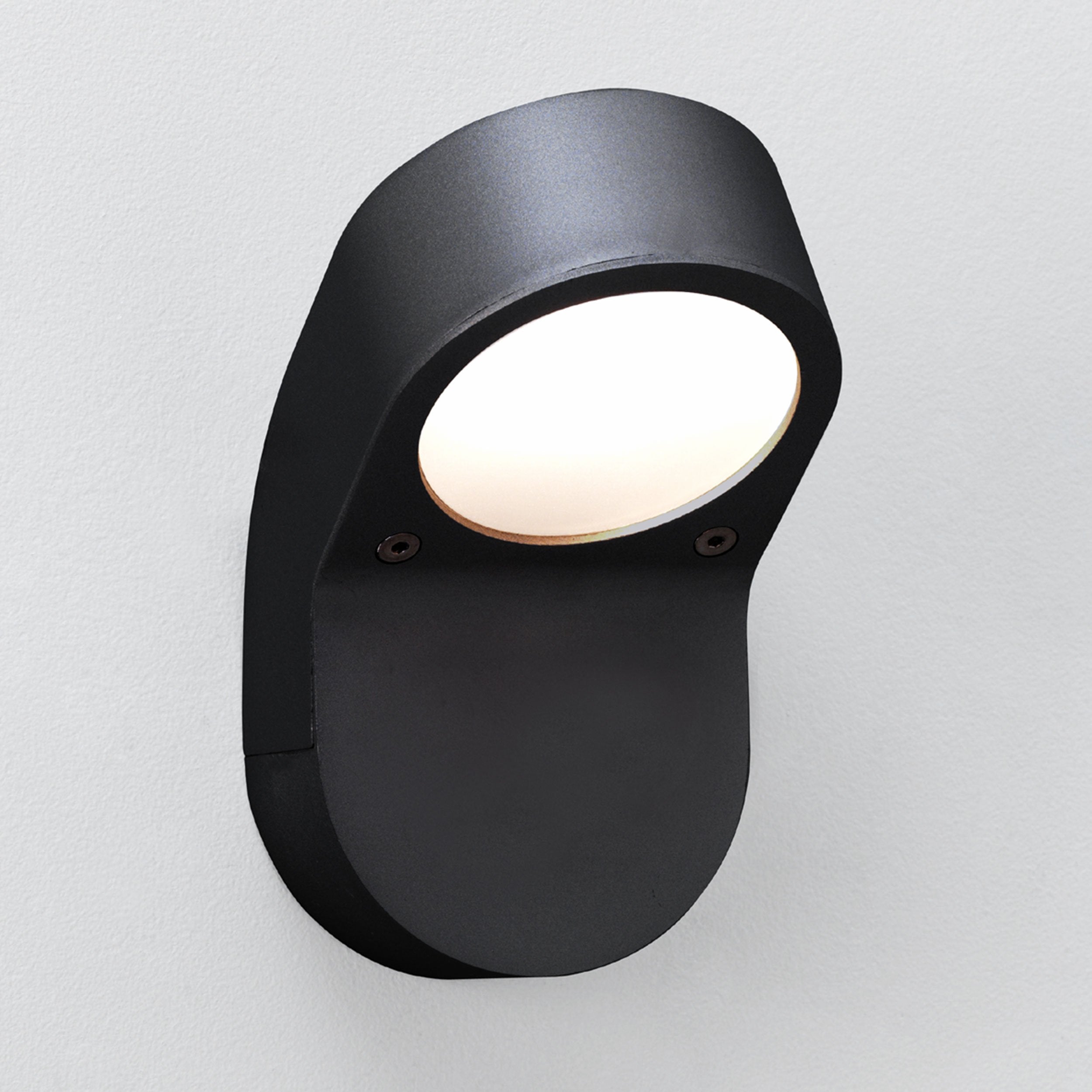 1131004 Soprano Outdoor Wall Light Black