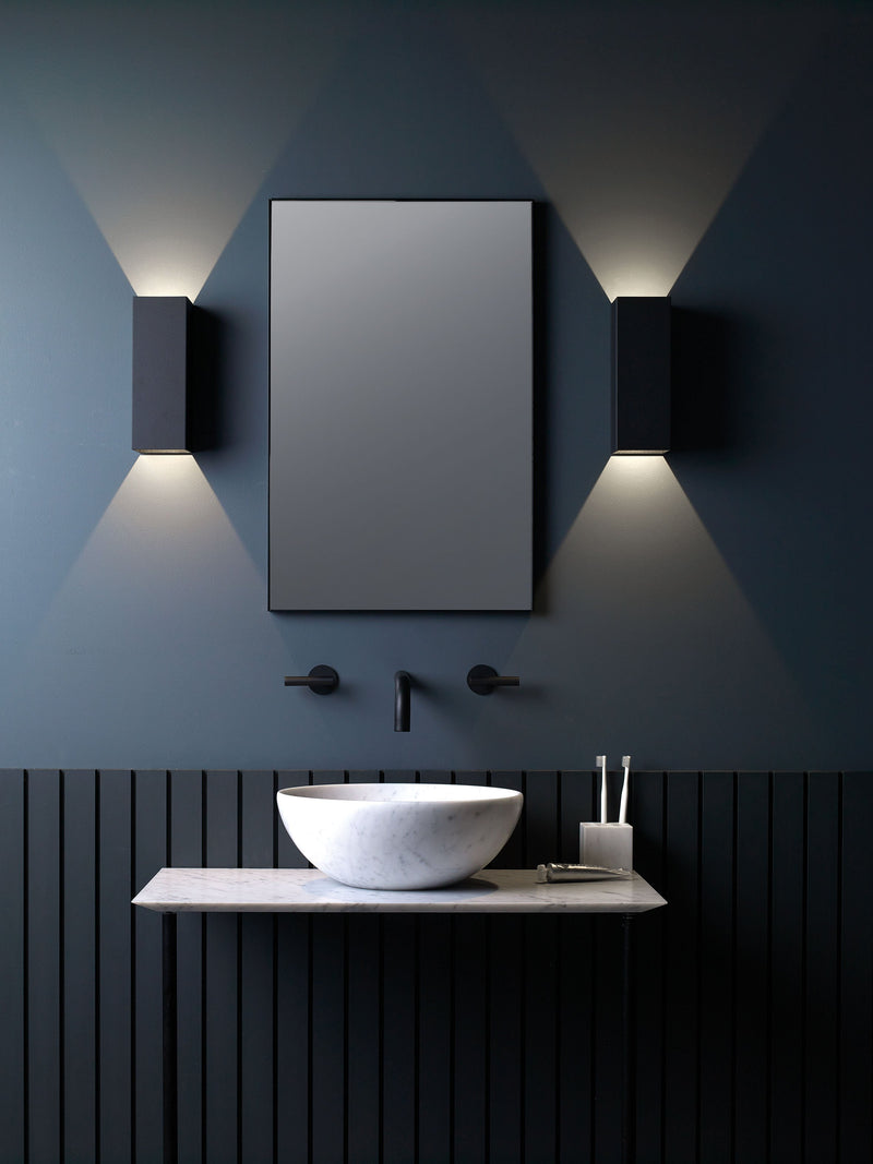 1298007 Oslo 255 LED Outdoor Wall Light Black