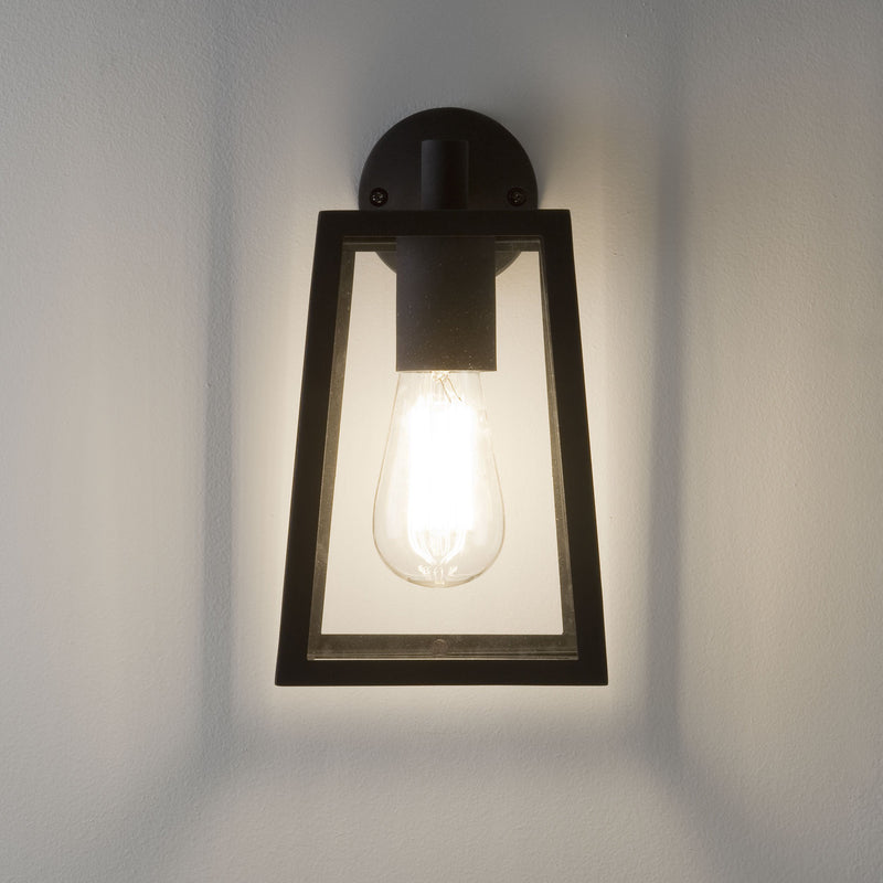 1306001 Calvi 215 Outdoor Wall Light Black