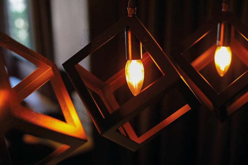 KAN Warm White 2700k 4.5w LED SES Candle Filament Bulb E14 – Non Dimmable